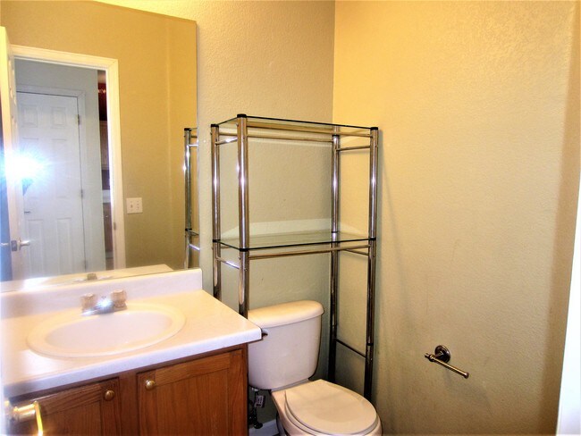 Building Photo - 10761 Cook Ct