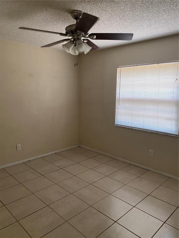 Building Photo - 322 Black Oak Ct