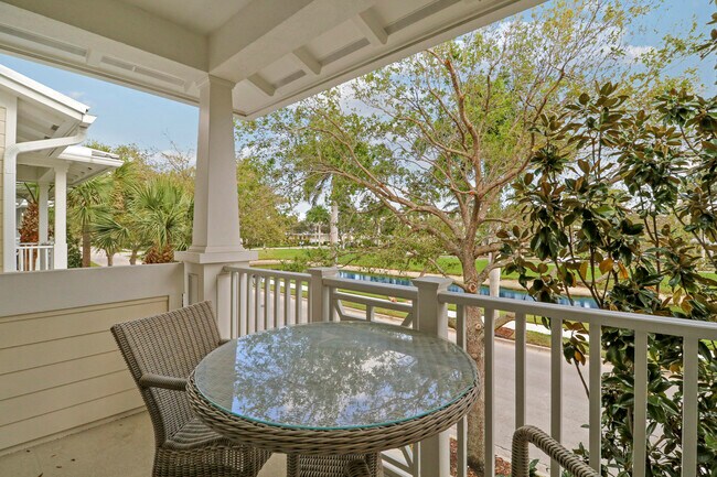 Building Photo - 1323 N Jeaga Dr