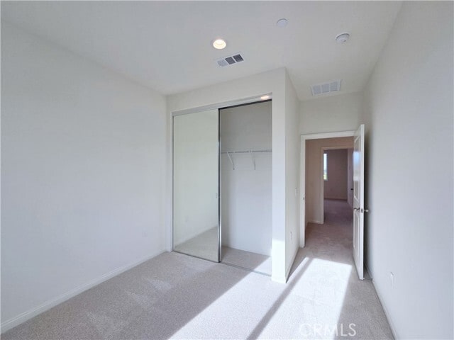 Building Photo - 2420 E Lincoln Ave