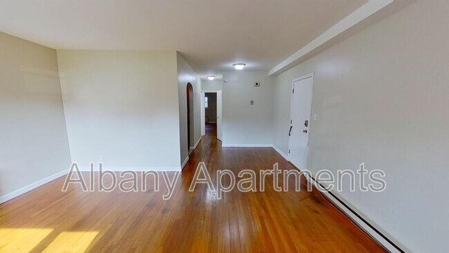 Building Photo - 31 Parkwood St