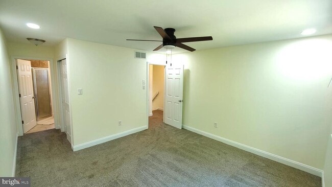 Building Photo - 41 Peregrine Dr