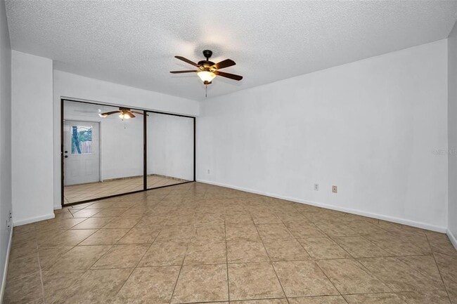 Building Photo - 10626 Longwood Dr