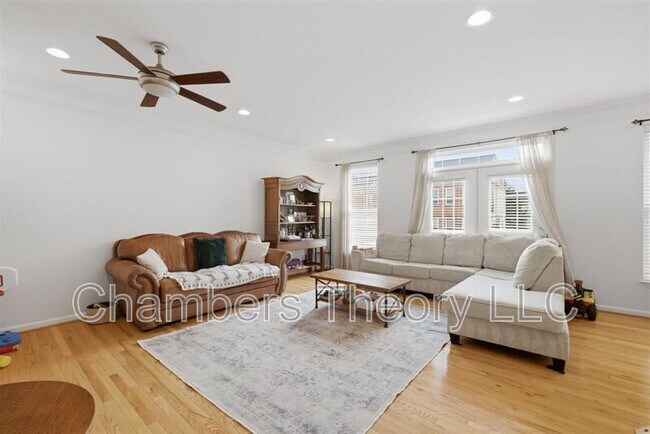 Building Photo - 13612 Red Squirrel Way