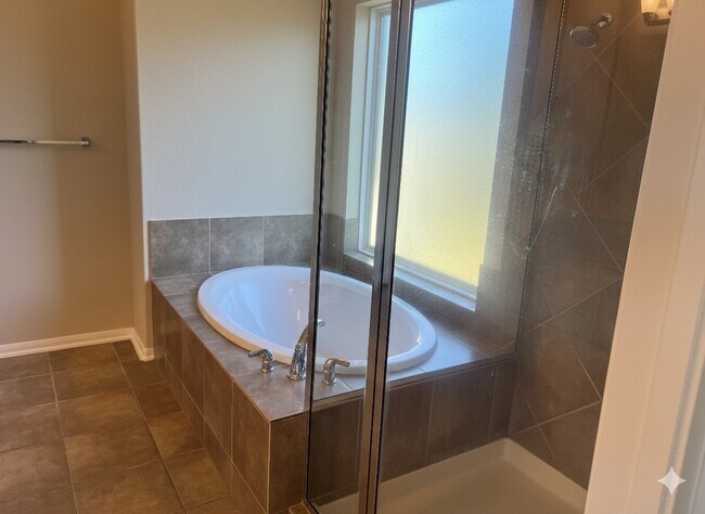 Building Photo - 19003 Piper Hill Ln