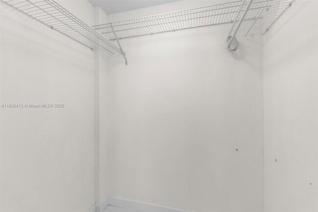 Building Photo - 2351 W Preserve Way