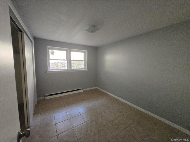 Building Photo - 43 Glenmere Homesites Rd