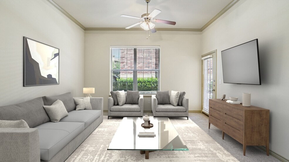 Primary Photo - Crest Manor