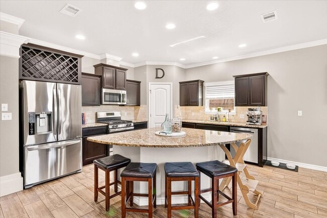 Building Photo - 7841 Fort Griffen Dr