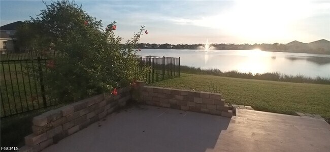 Building Photo - 3440 Cancun Ct