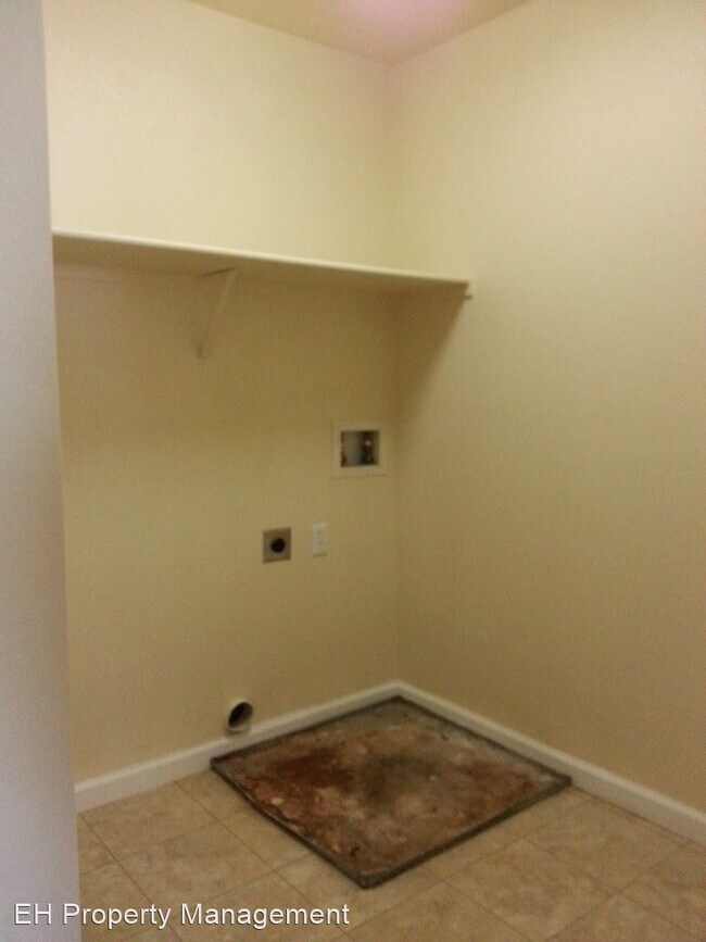 Building Photo - 4 br, 2.5 bath House - 8851 Black Marlin C...