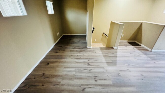 Building Photo - 1525 Spiced Wine Ave