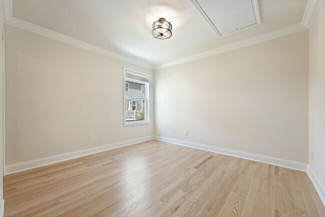 Building Photo - 4109 White Kestrel Dr