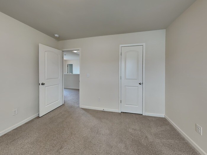Building Photo - 3630 Oakleaf Pass