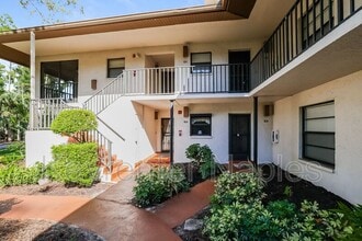 Building Photo - 1701 Courtyard Way