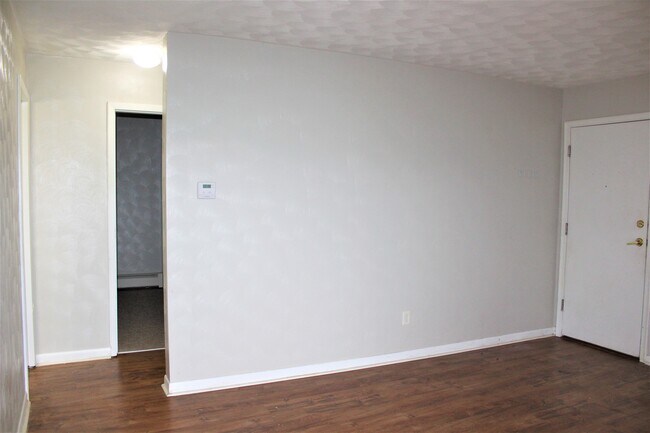 Building Photo - 4037 S Rose St