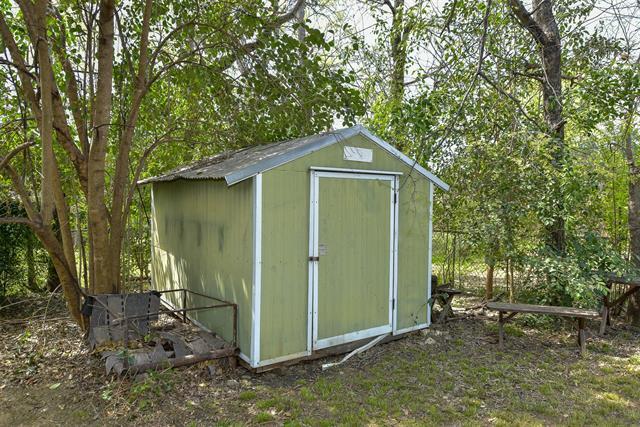 Building Photo - 4004 Anita Ave