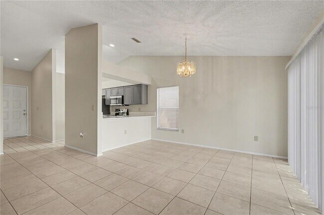 Building Photo - 13618 Laraway Dr