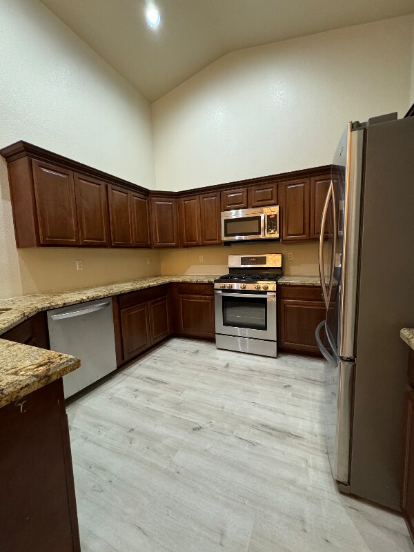 Building Photo - 10191 Birch Bluff Ln