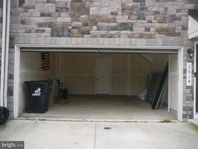 Building Photo - 2614 Wheatland Station Way