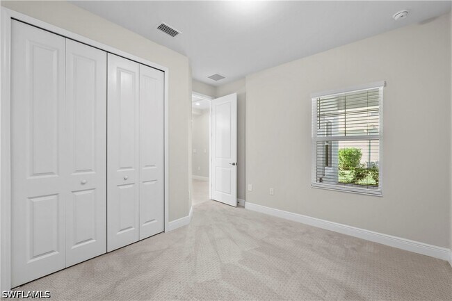 Building Photo - 2373 Ariane Dr