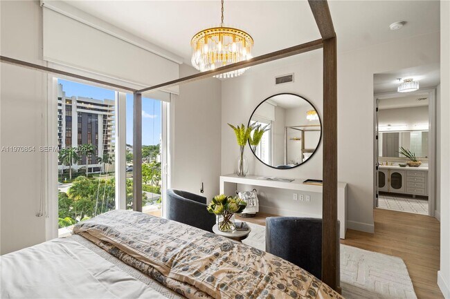 Building Photo - 626 Coral Wy