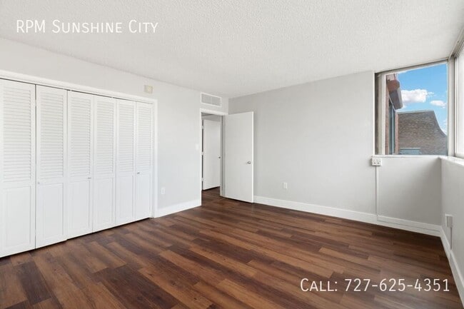 Building Photo - 17920 Gulf Blvd