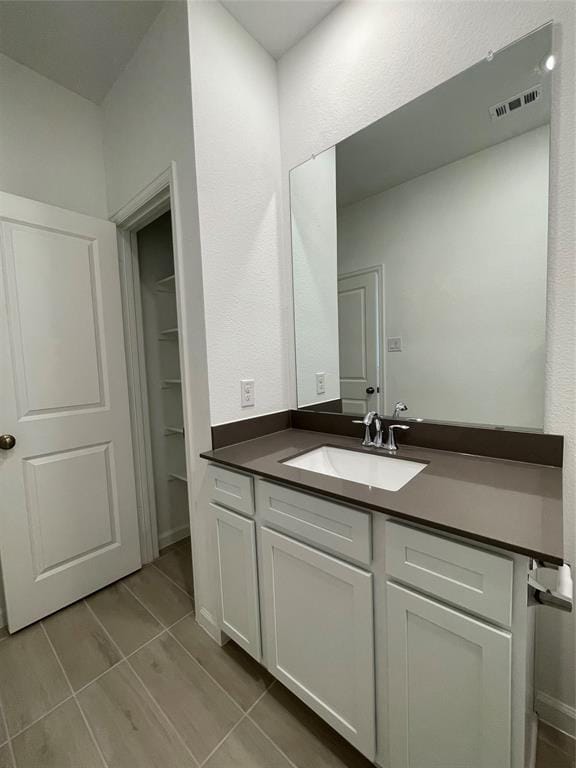 Building Photo - 5531 Holly Hvn Ct