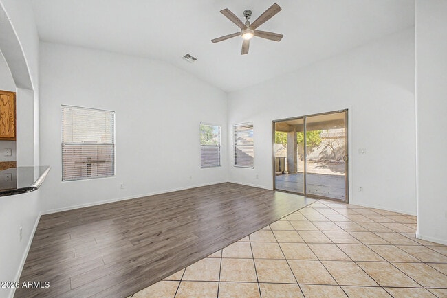 Building Photo - 9631 W Kirby Ave