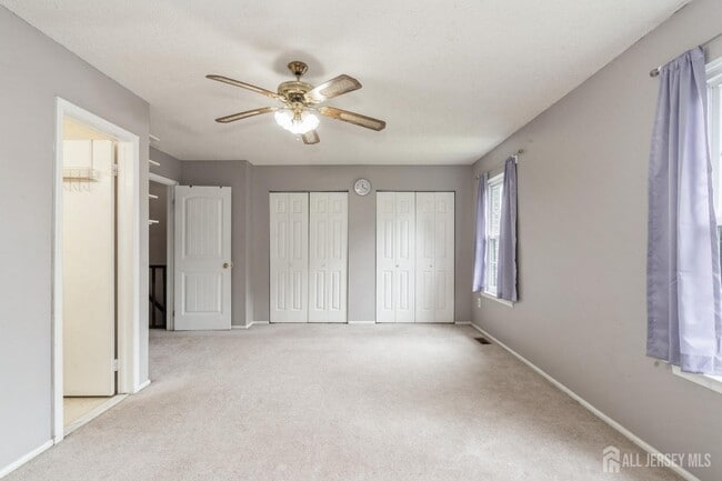 Building Photo - 391 Danbury Ln