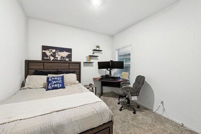 Building Photo - 3/BR 2/BA Home with Modern Touches and Cozy Outdoor Living!