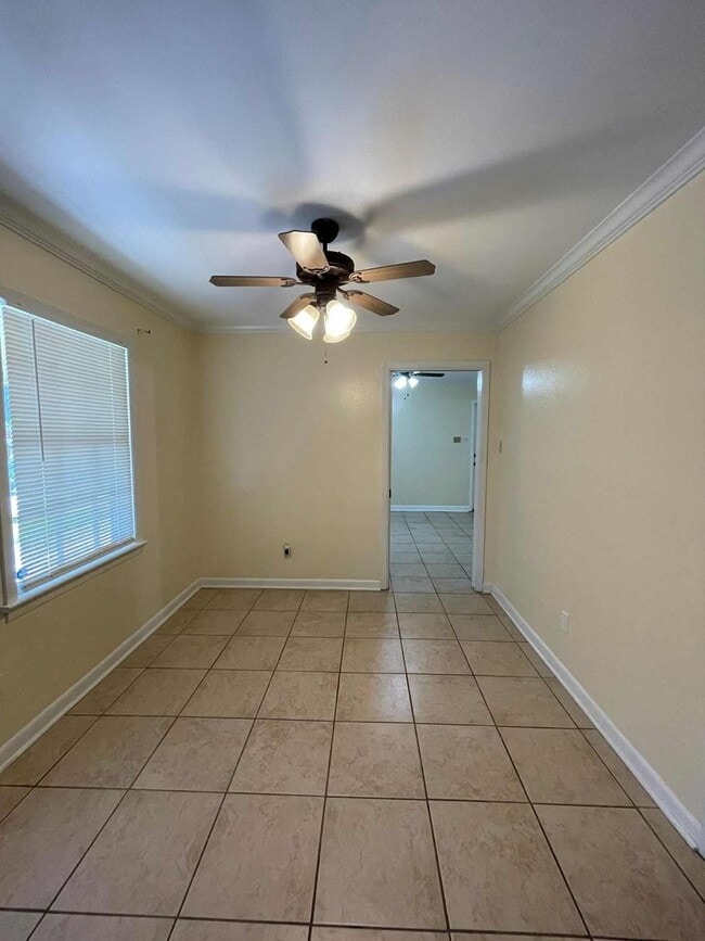 Building Photo - 7 Minutes to Barksdale AFB