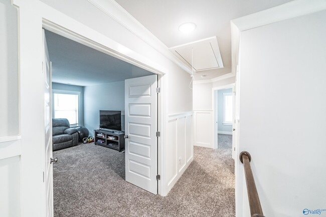 Building Photo - 6 Desert Oak Ct SW