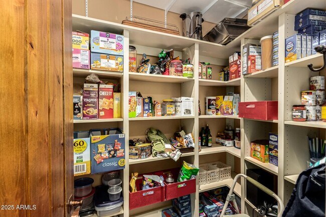 Building Photo - 1930 E Desert Willow Dr