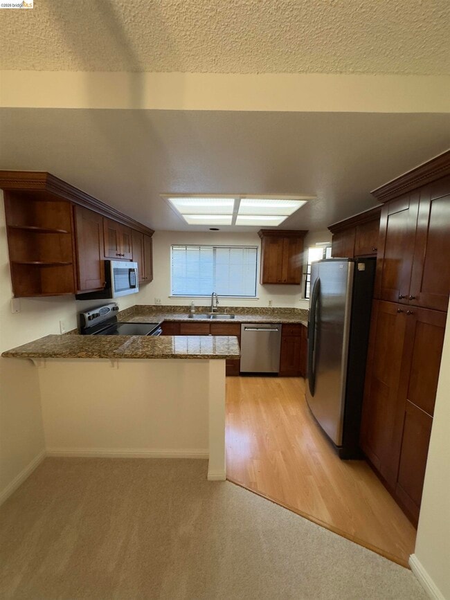 Building Photo - 3152 Heather Ridge Dr
