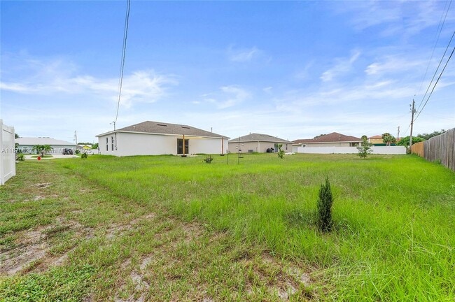 Building Photo - 4061 SW Port St Lucie Blvd