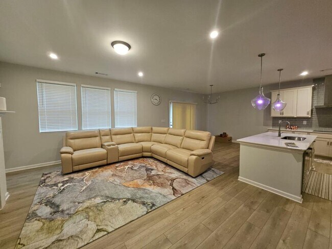 Building Photo - 1290 Jordan Brook Dr