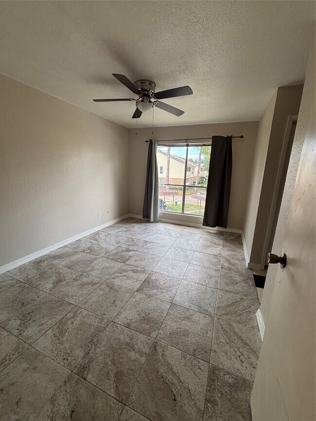 Building Photo - 14515 Wunderlich Dr