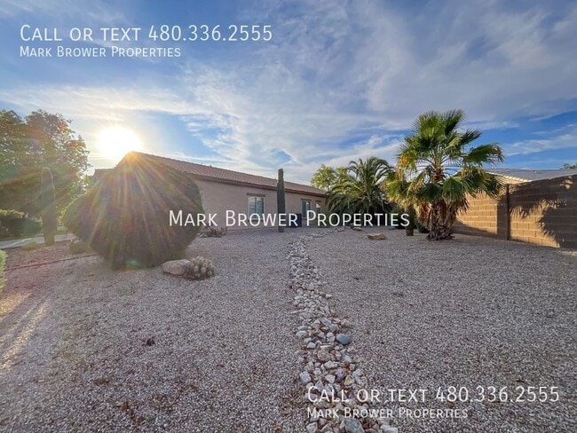 Building Photo - 1204 E Blackfoot Daisy Dr