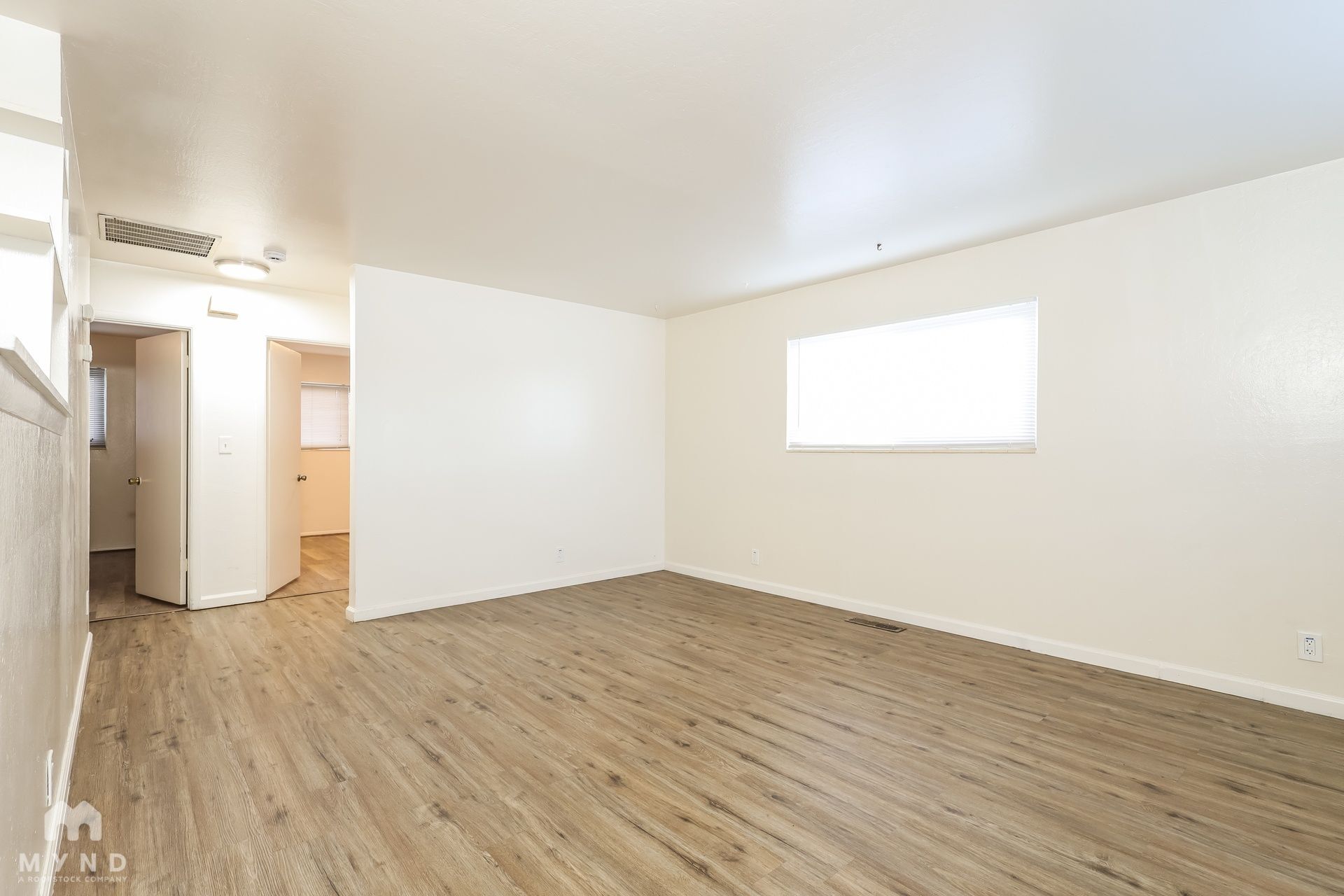 Building Photo - 230 Burns St