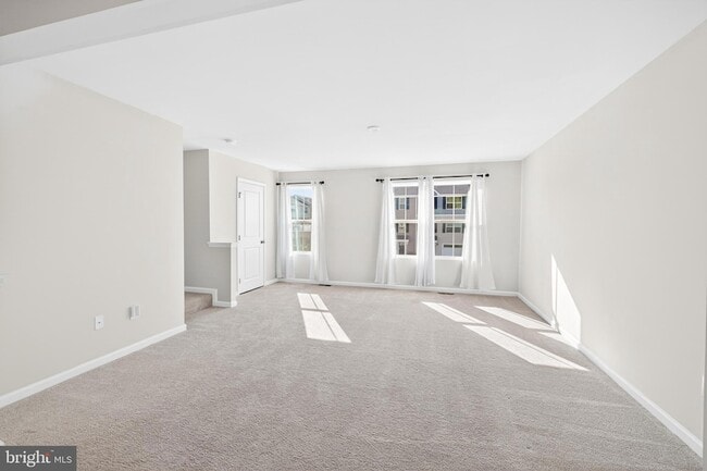 Building Photo - 6364 Pebblebrook Dr