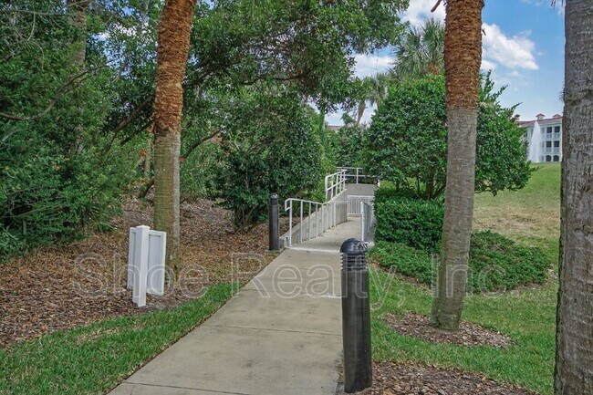 Building Photo - 425 N Ocean Grande Dr