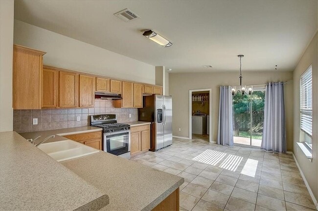 Building Photo - 2207 Jesse Owens Dr