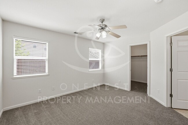 Building Photo - 3 Bedroom 2 Bathroom Plumas Lake, Move in Ready