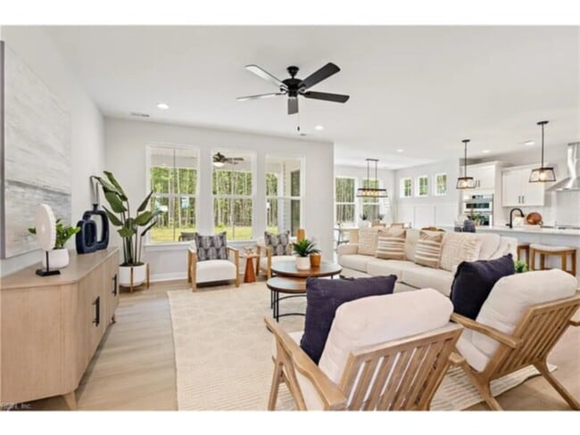 Building Photo - 5 Bedroom 3 Bathroom for rent