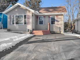 Building Photo - 30132 Moccasin Dr