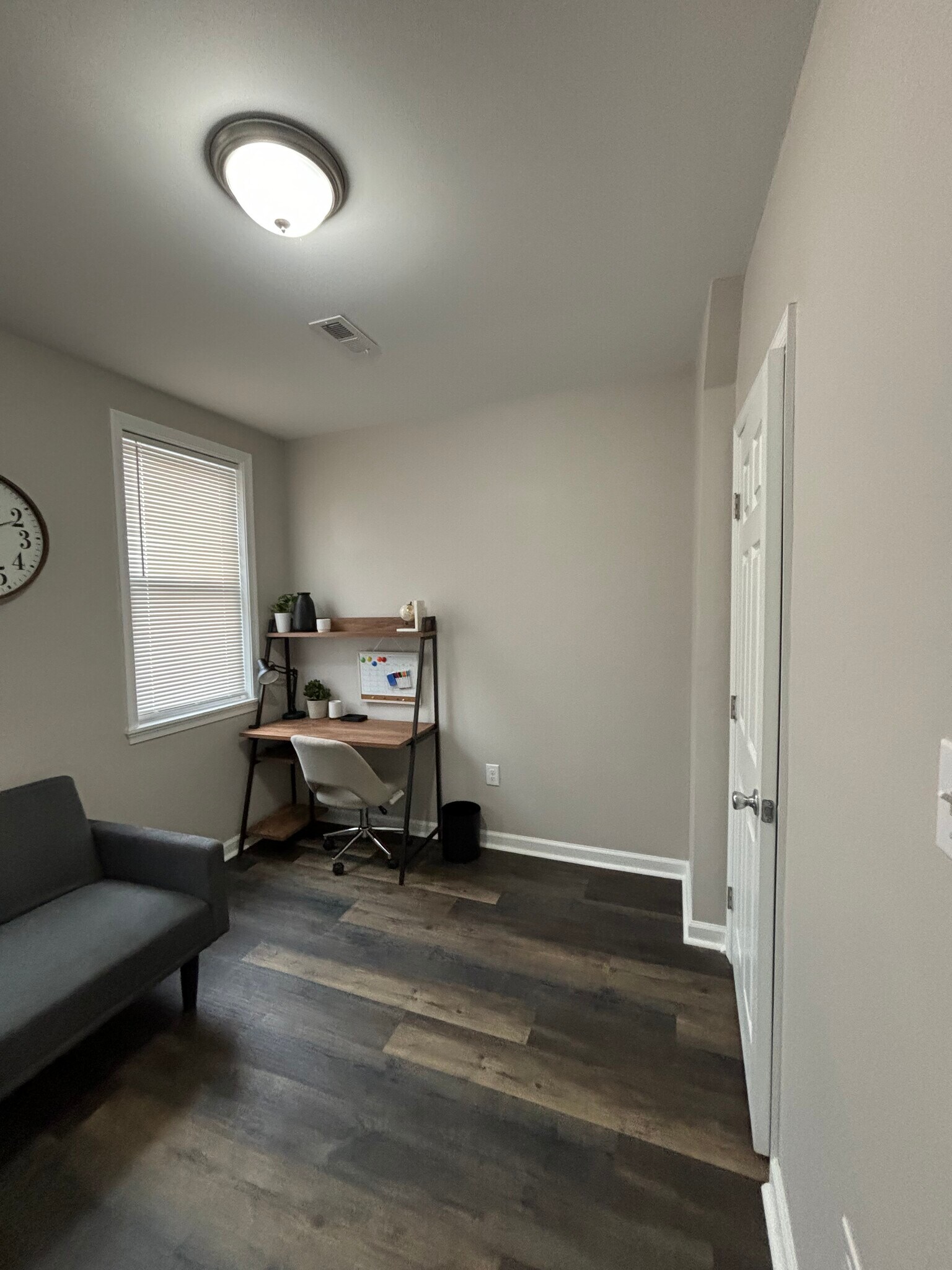 Building Photo - 1151 Myrtle Ave