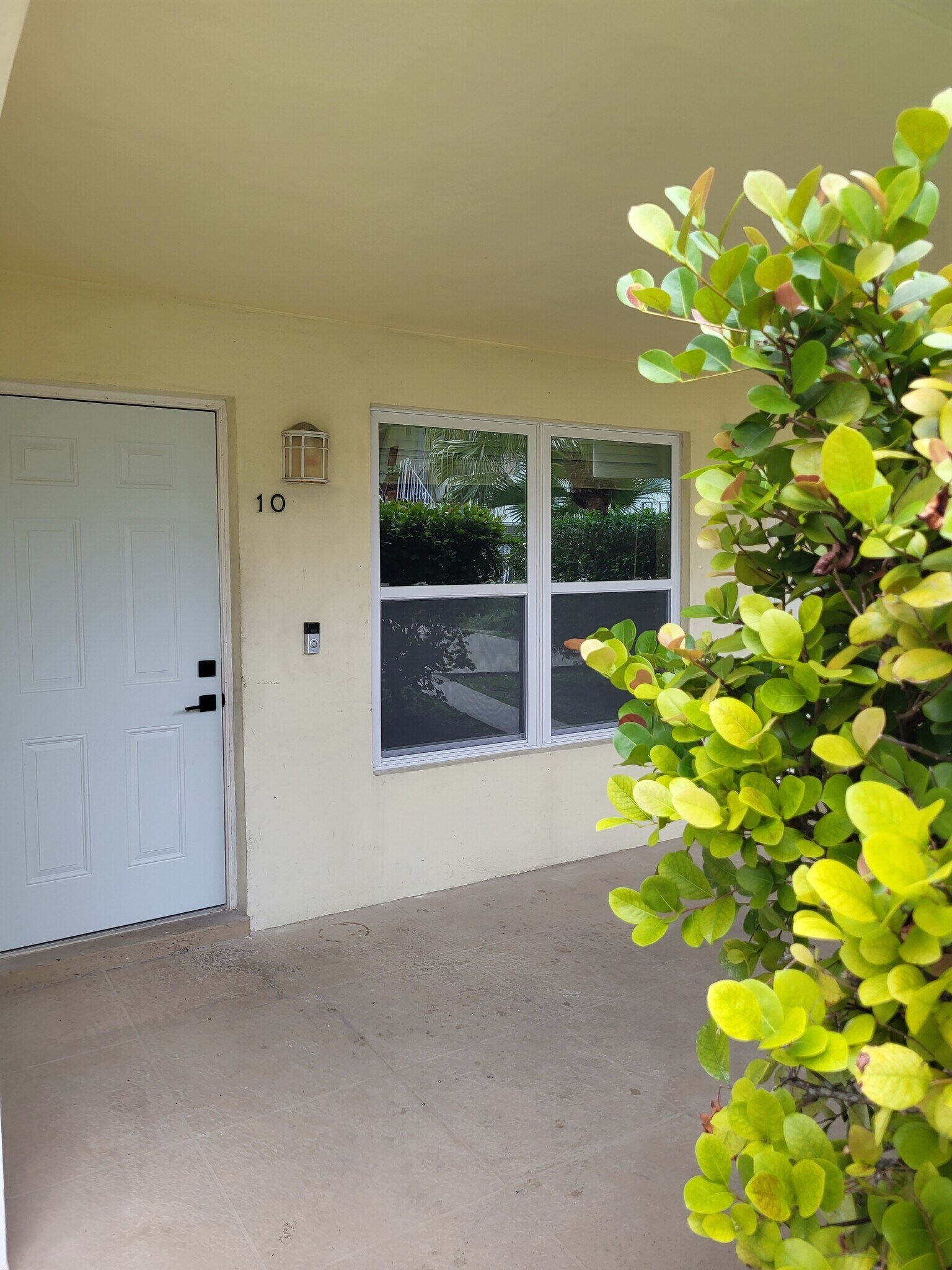 Building Photo - 1012 SE 15th St