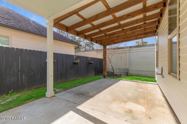 Building Photo - 207 Summerland Key Ln