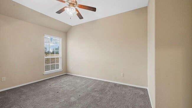 Building Photo - 2201 Liriope Ln